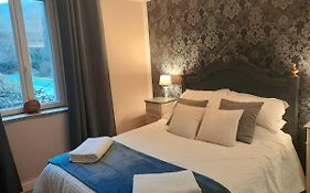 Les Roches Chambre D'Hotes